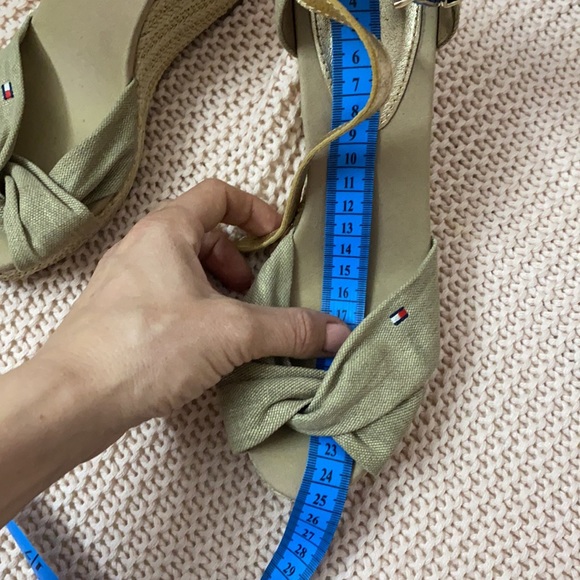 Tommy Hilfiger heels - Picture 8 of 8